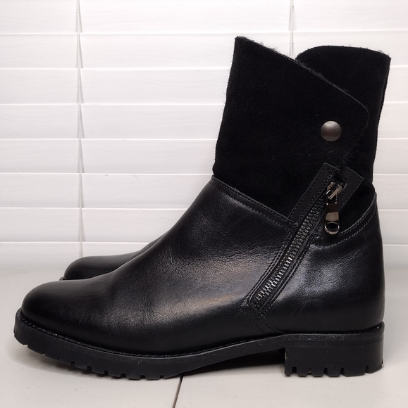 Fabianelli Black Leather Faux Fur Side Zipper Ankle Booties Sz 8 - Picture 2 of 15